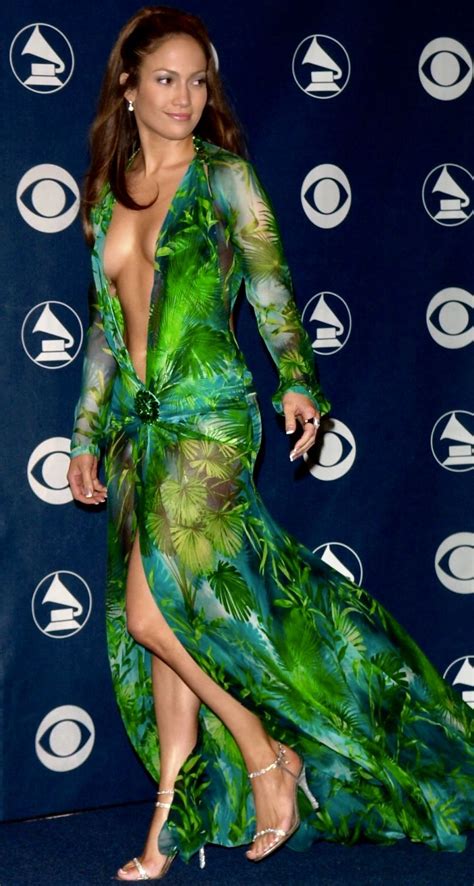 jlo versace grammy 2000|donatella versace grammys dress.